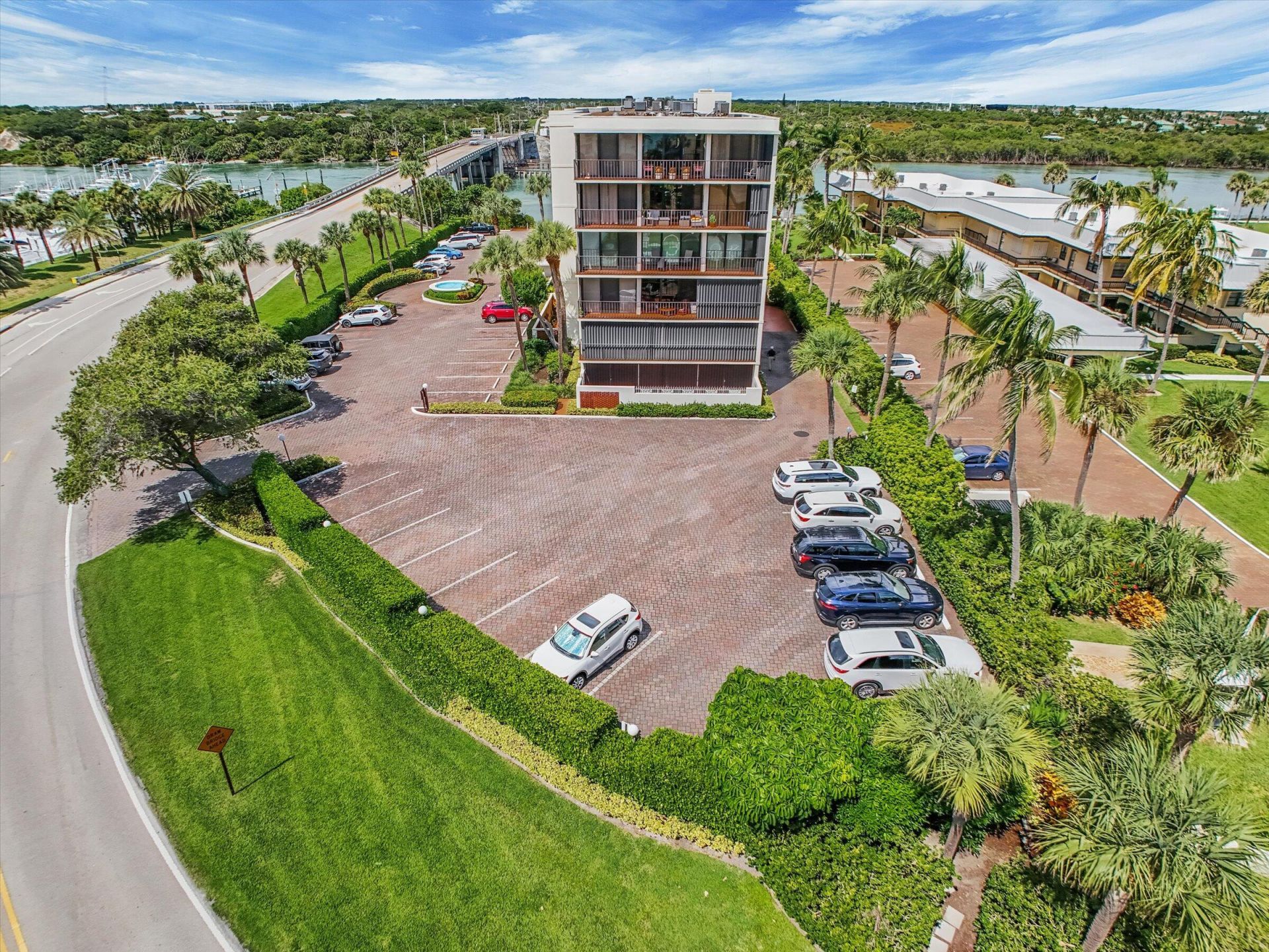 225 Beach Road, Unit 205, Tequesta, FL 33469 Photo