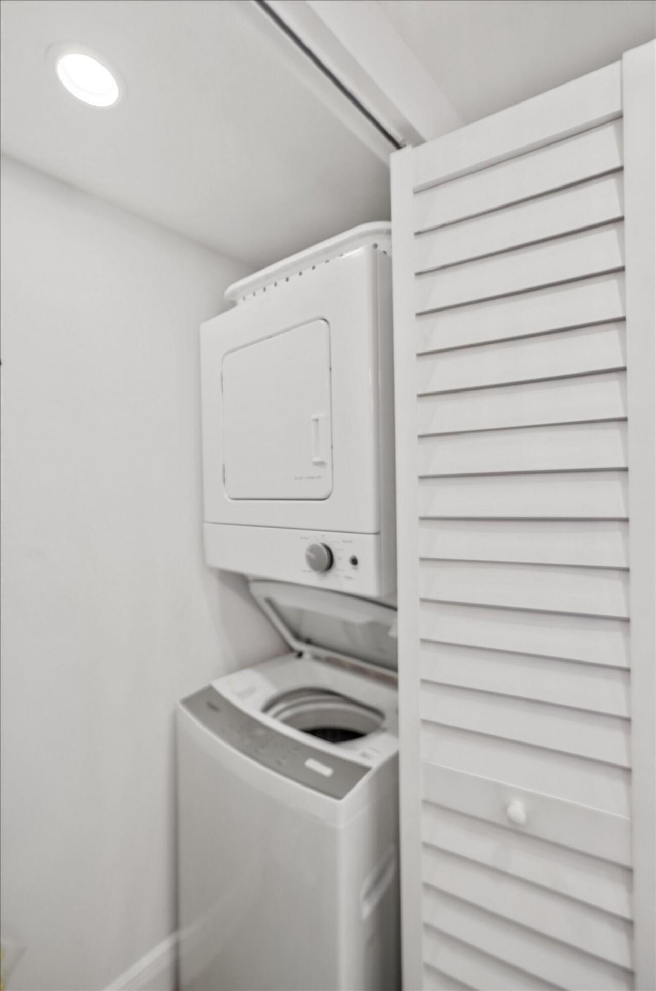 225 Beach Road, Unit 205, Tequesta, FL 33469 Photo