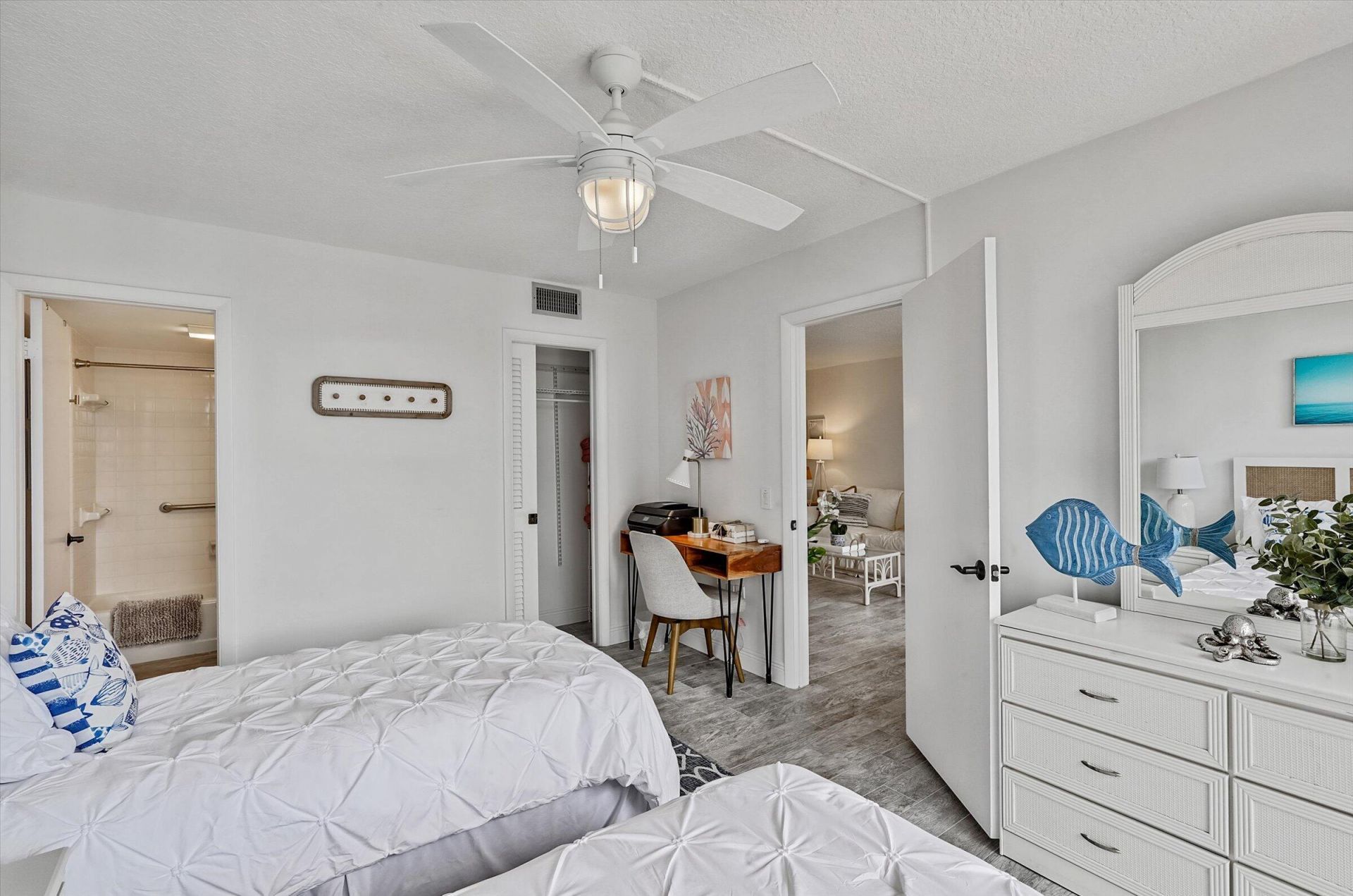 225 Beach Road, Unit 205, Tequesta, FL 33469 Photo