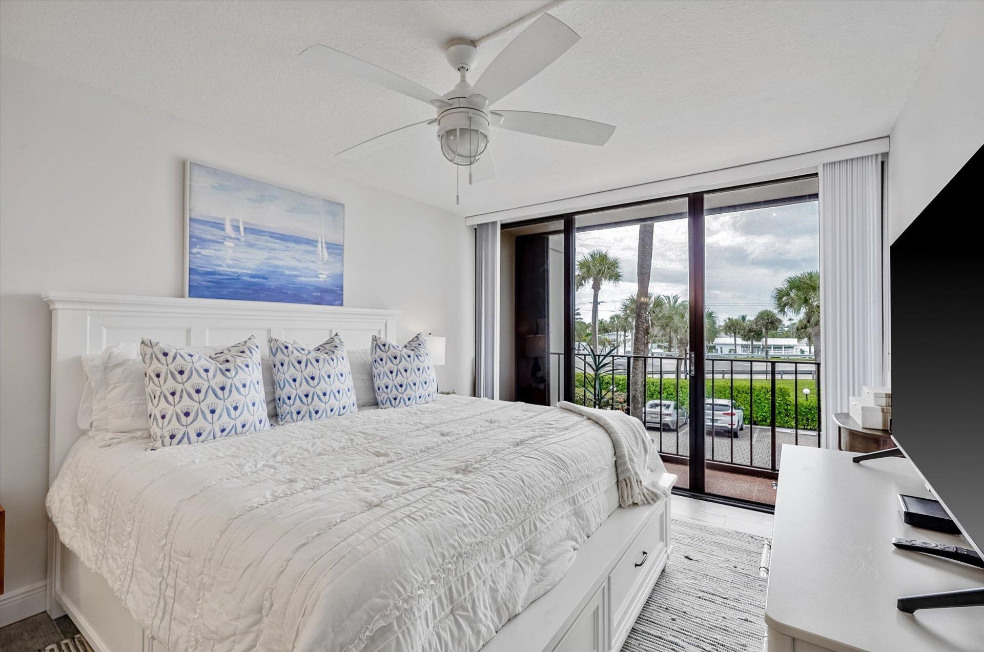 225 Beach Road, Unit 205, Tequesta, FL 33469 Photo