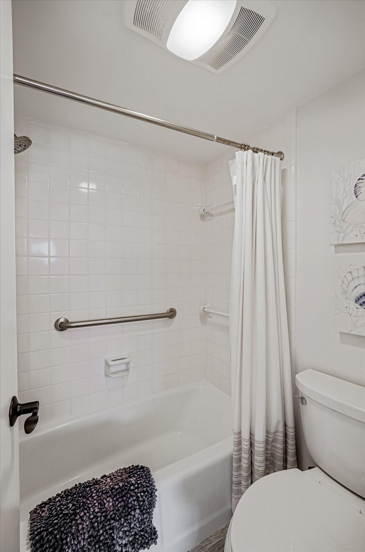 225 Beach Road, Unit 205, Tequesta, FL 33469 Photo