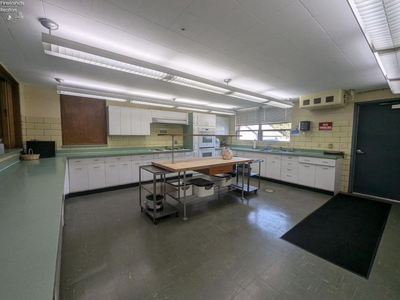 200 E Madison Street, Gibsonburg, OH 43431 Photo 28