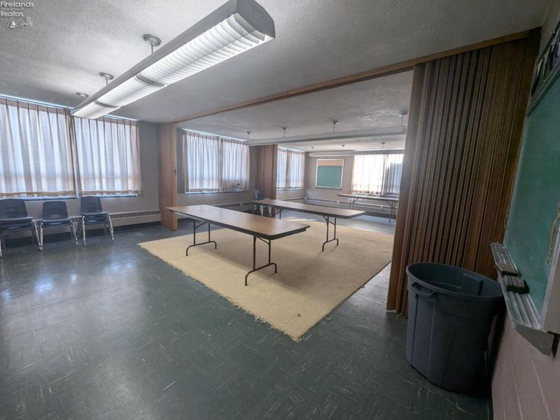 200 E Madison Street, Gibsonburg, OH 43431 Photo 38