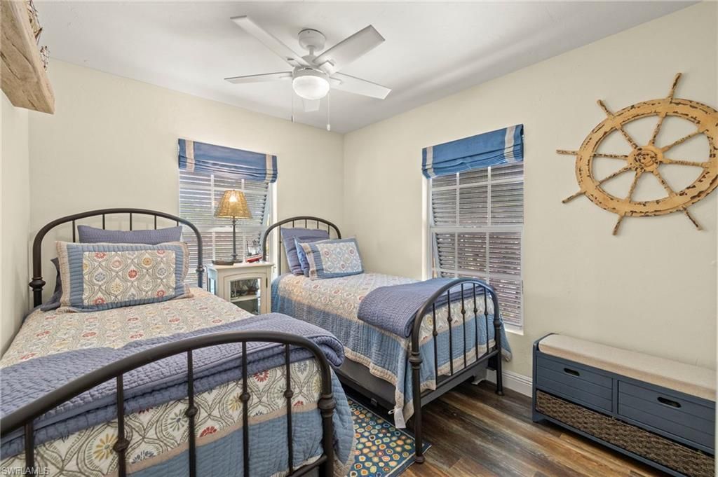 1062 S Yachtsman Dr, Sanibel, FL 33957 Photo