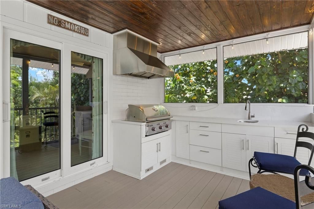 1062 S Yachtsman Dr, Sanibel, FL 33957 Photo