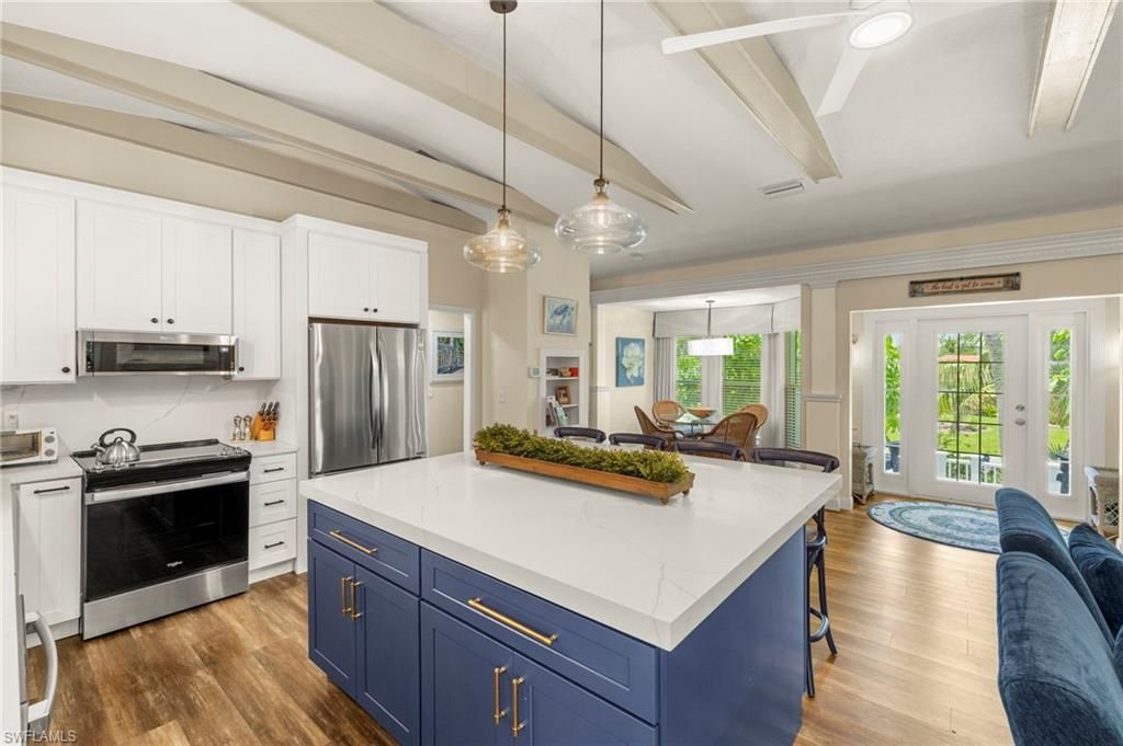 1062 S Yachtsman Dr, Sanibel, FL 33957 Photo