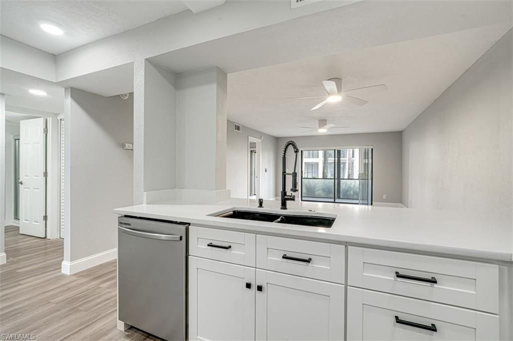 12601 Kelly Sands Way, Unit 402, Fort Myers, FL 33908 Photo