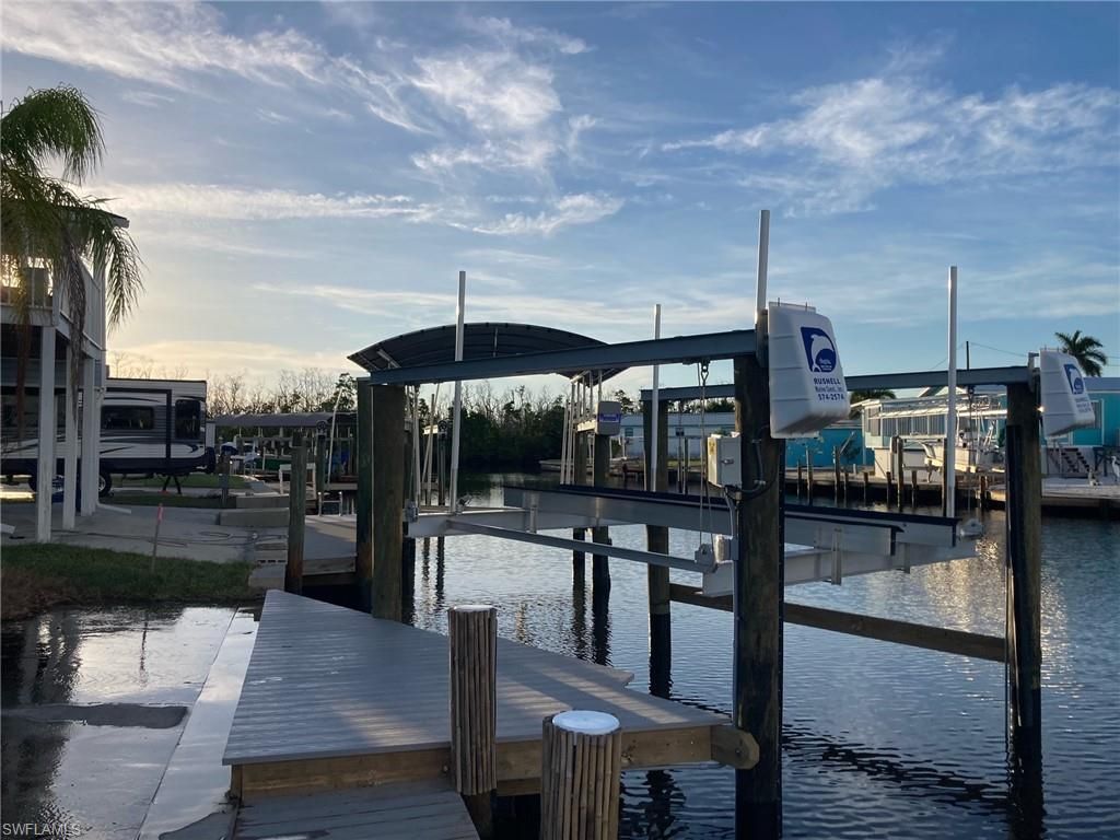 3924 Plumosa Dr, Saint James City, FL 33956 Photo