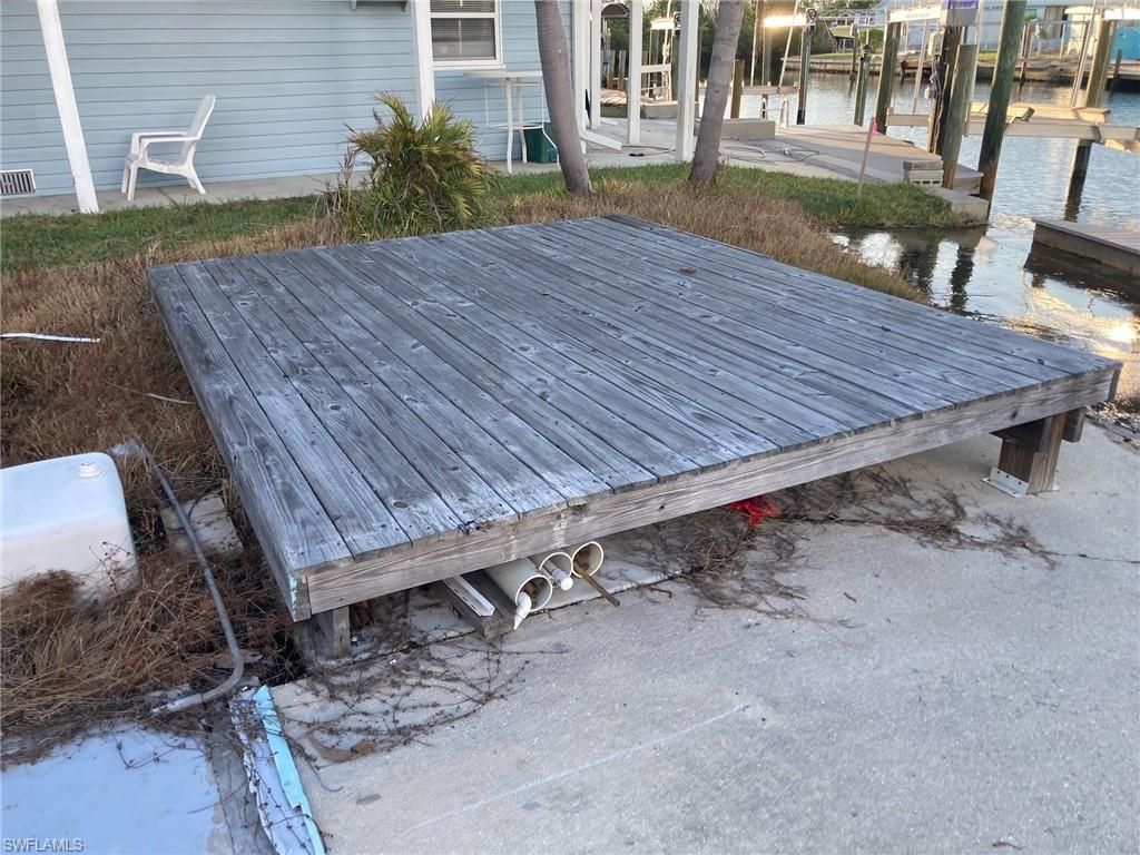 3924 Plumosa Dr, Saint James City, FL 33956 Photo