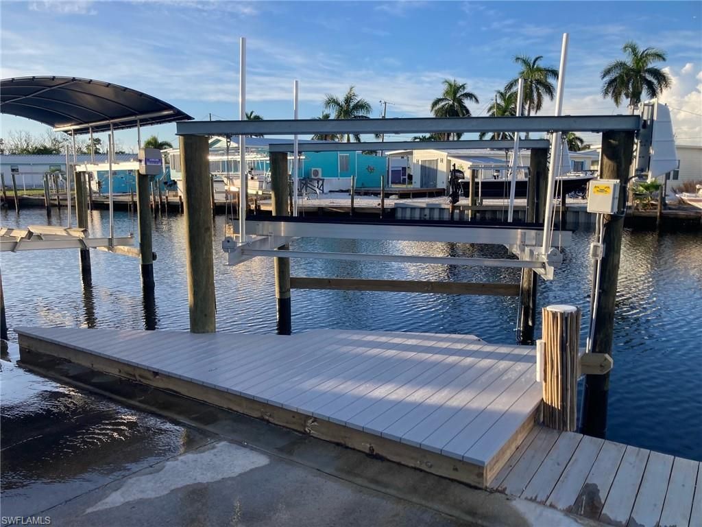 3924 Plumosa Dr, Saint James City, FL 33956 Photo