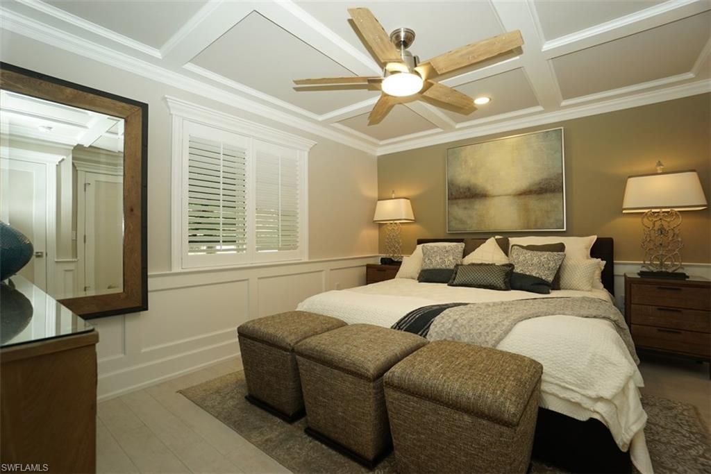 480 5th St S, Unit 102, Naples, FL 34102 Photo