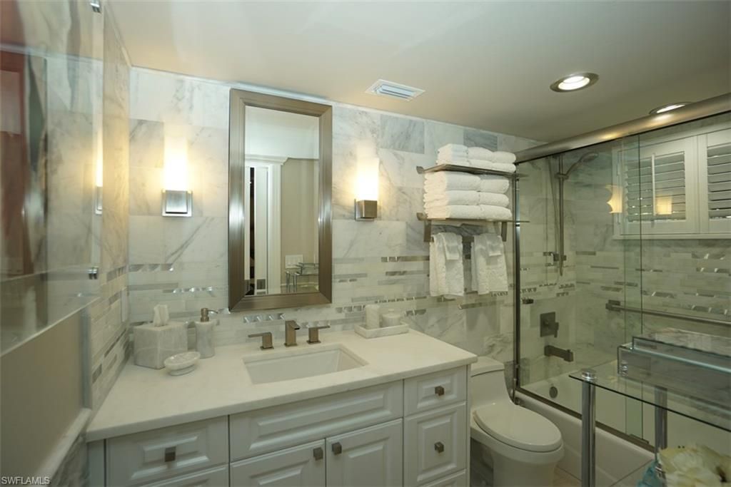 480 5th St S, Unit 102, Naples, FL 34102 Photo