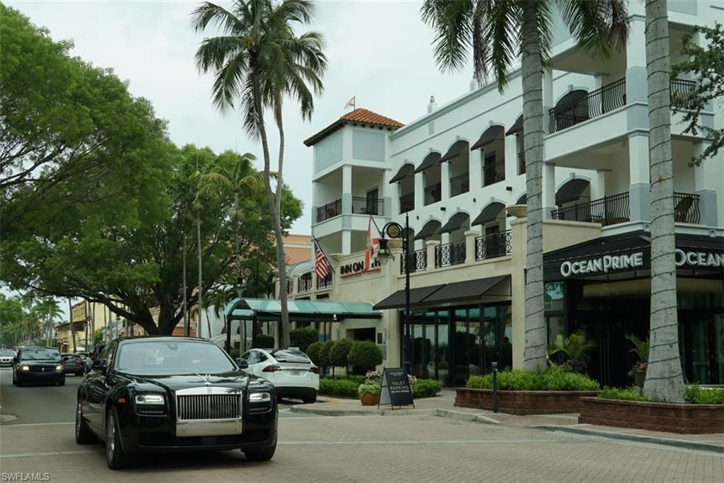 480 5th St S, Unit 102, Naples, FL 34102 Photo
