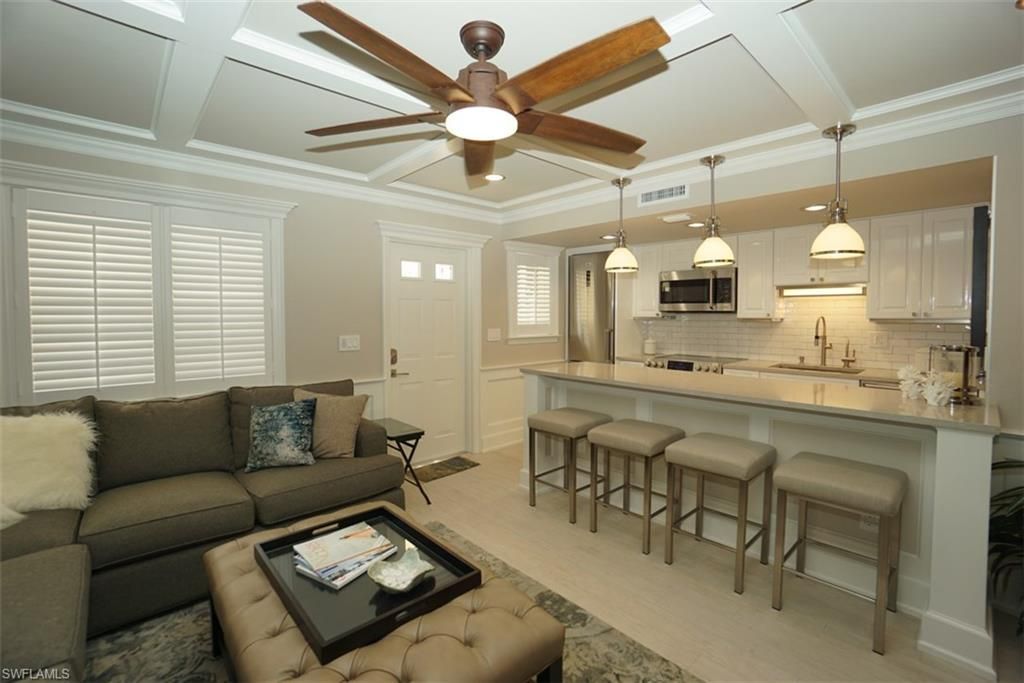 480 5th St S, Unit 102, Naples, FL 34102 Photo