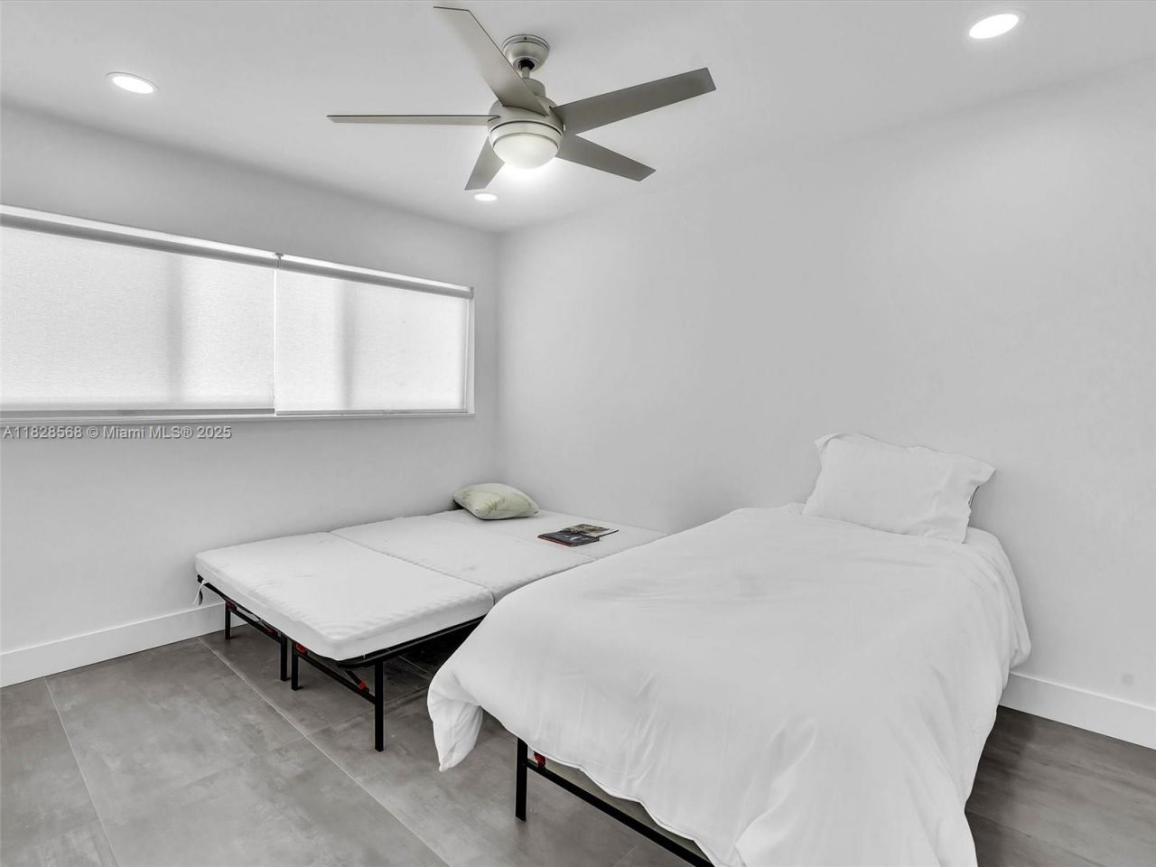 11900 N Bayshore Dr, Unit 1-8, North Miami, FL 33181 Photo