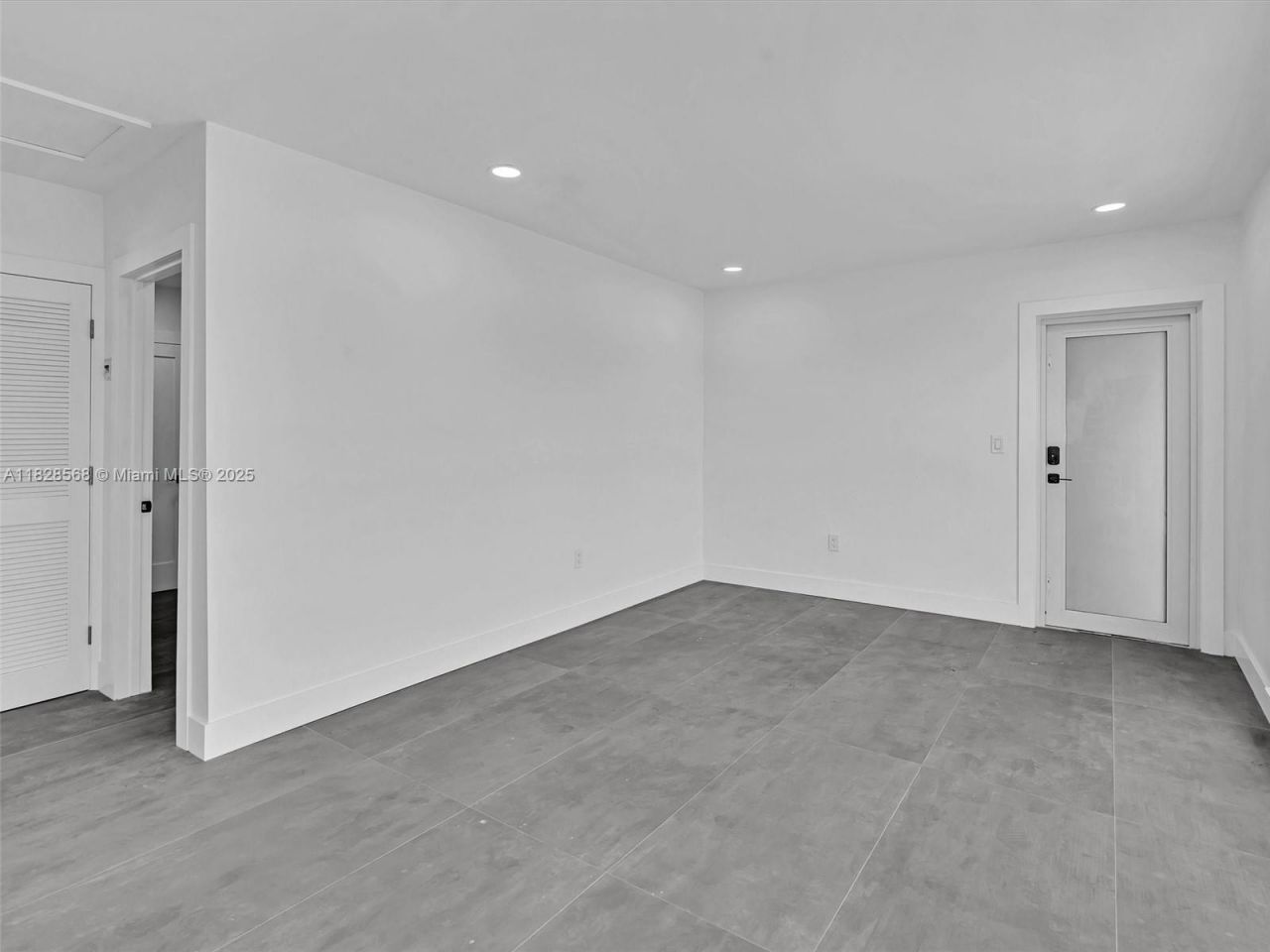 11900 N Bayshore Dr, Unit 1-8, North Miami, FL 33181 Photo