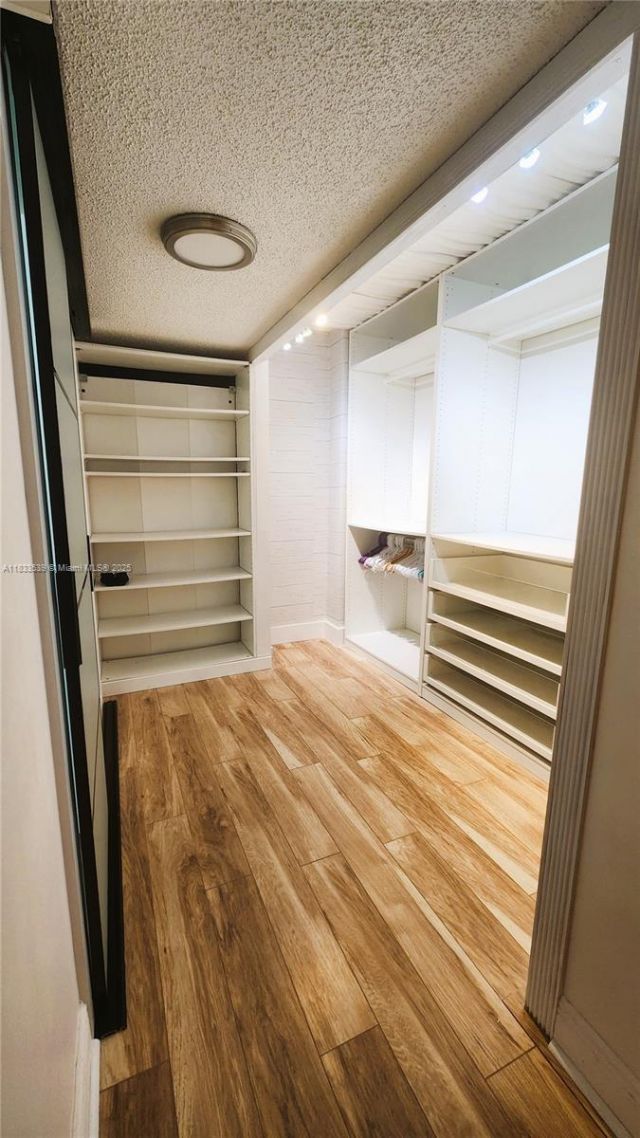 18051 Biscayne Blvd, Unit 1705, Aventura, FL 33160 Photo