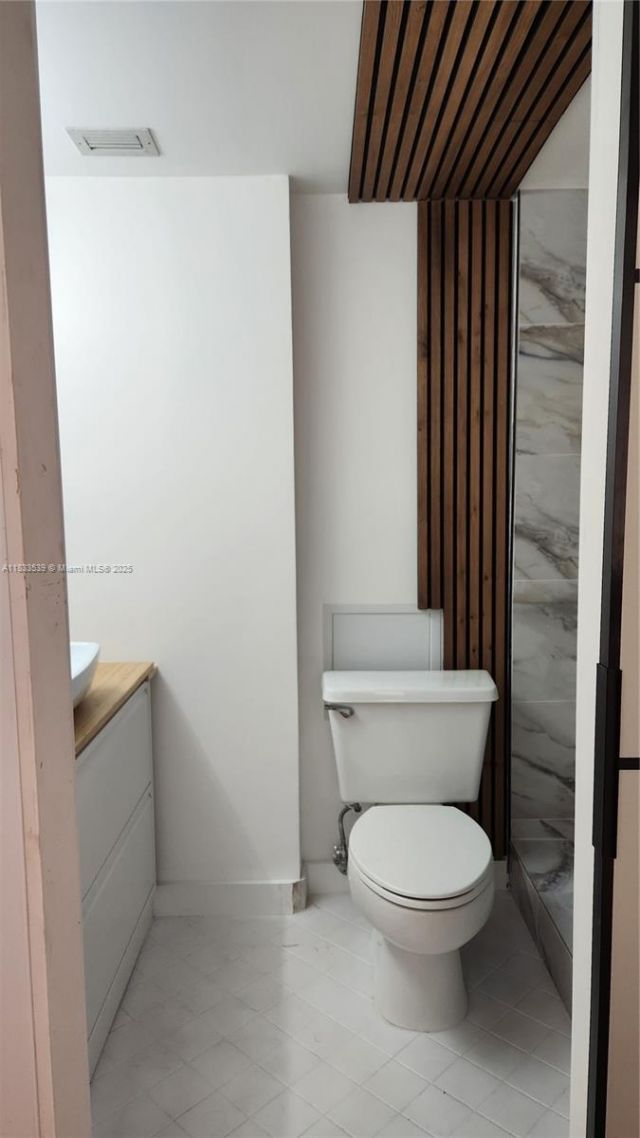 18051 Biscayne Blvd, Unit 1705, Aventura, FL 33160 Photo