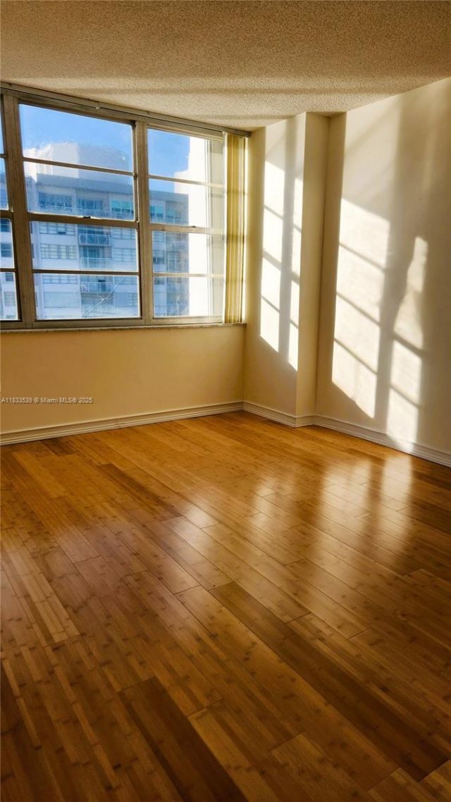 18051 Biscayne Blvd, Unit 1705, Aventura, FL 33160 Photo