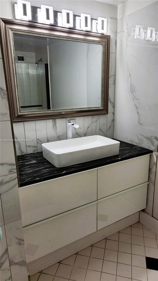 18051 Biscayne Blvd, Unit 1705, Aventura, FL 33160 Photo