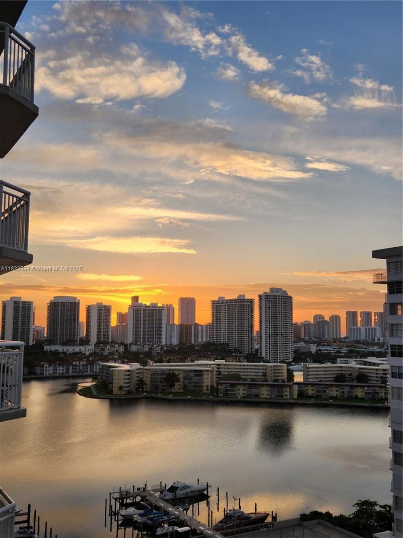 18051 Biscayne Blvd, Unit 1705, Aventura, FL 33160 Photo