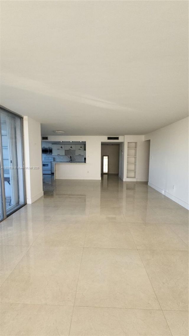 18051 Biscayne Blvd, Unit 1705, Aventura, FL 33160 Photo