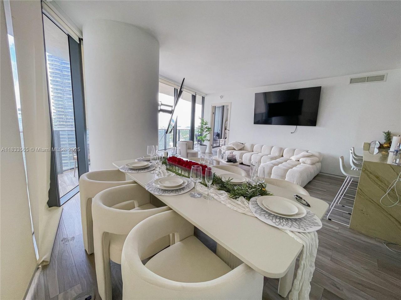 801 S Miami Ave, Unit 4204, Miami, FL 33130 Photo