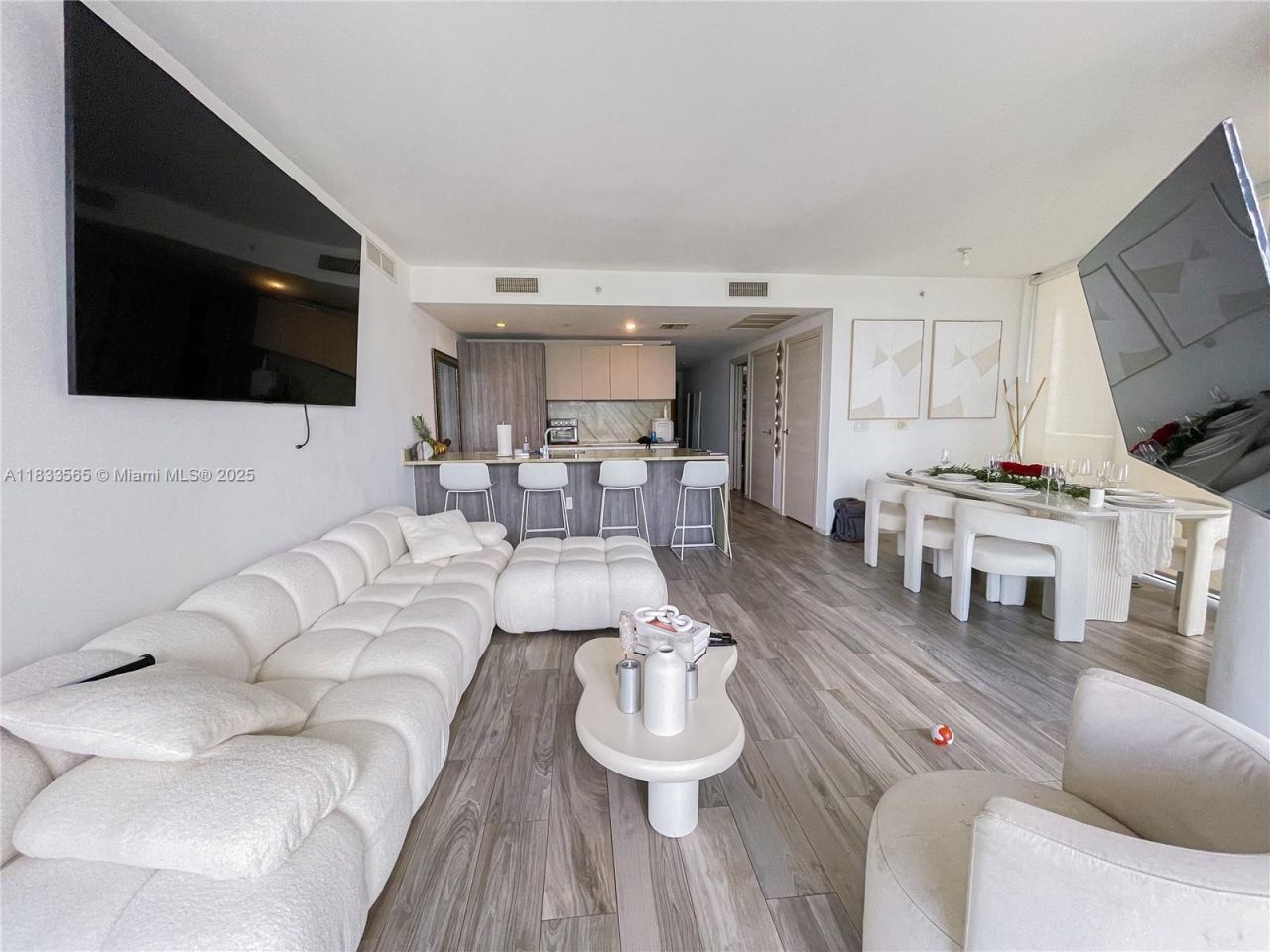 801 S Miami Ave, Unit 4204, Miami, FL 33130 Photo