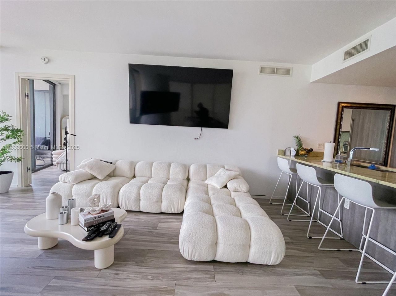 801 S Miami Ave, Unit 4204, Miami, FL 33130 Photo