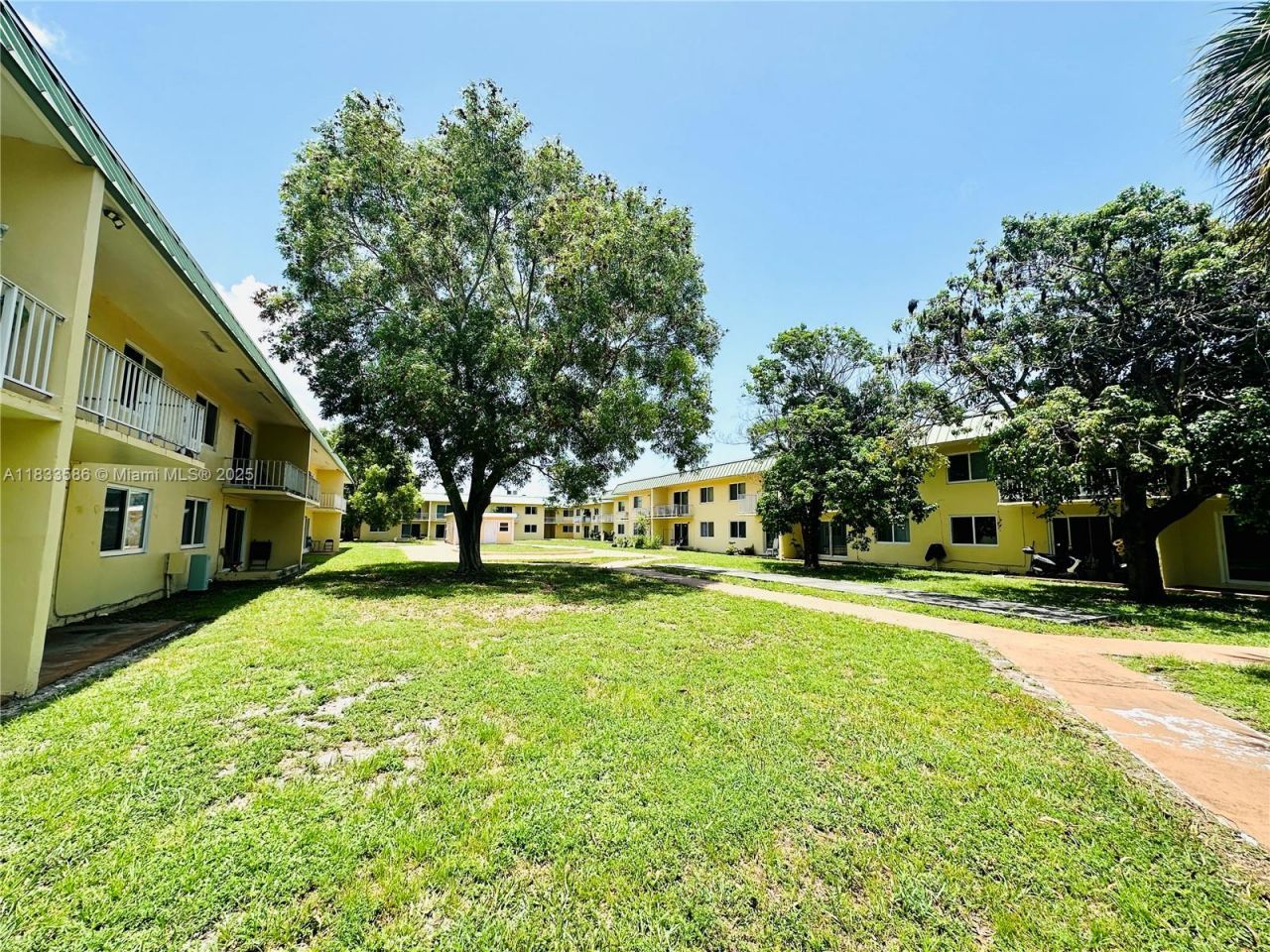 505 NW 177th St, Unit 139, Miami Gardens, FL 33169 Photo