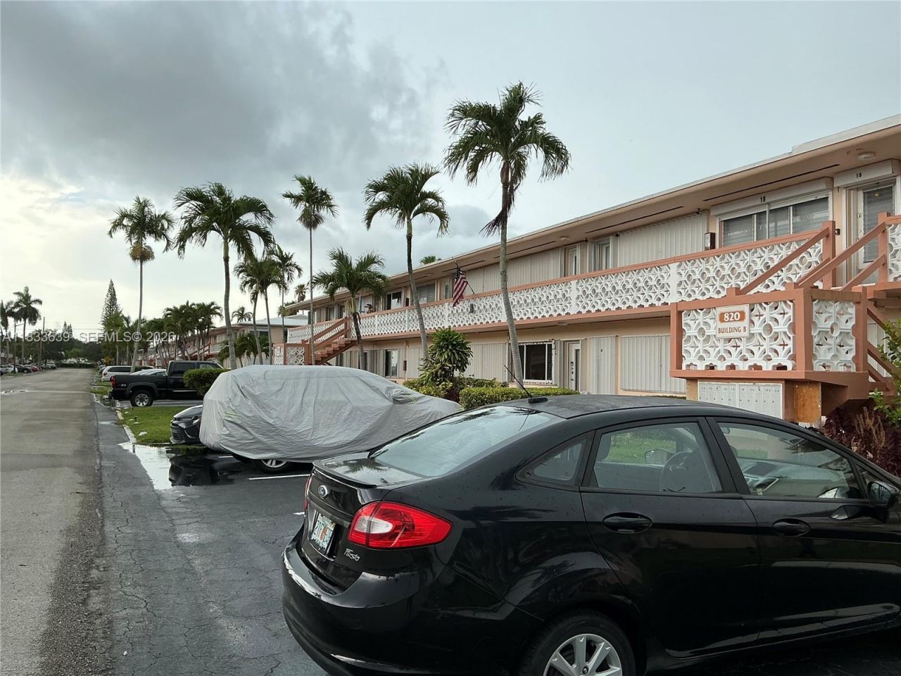 820 SW 11th Ave, Unit 15B, Hallandale Beach, FL 33009 Photo