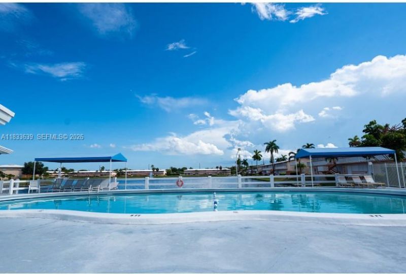 820 SW 11th Ave, Unit 15B, Hallandale Beach, FL 33009 Photo