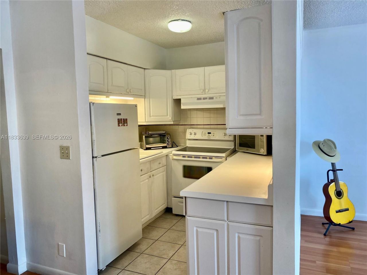 820 SW 11th Ave, Unit 15B, Hallandale Beach, FL 33009 Photo