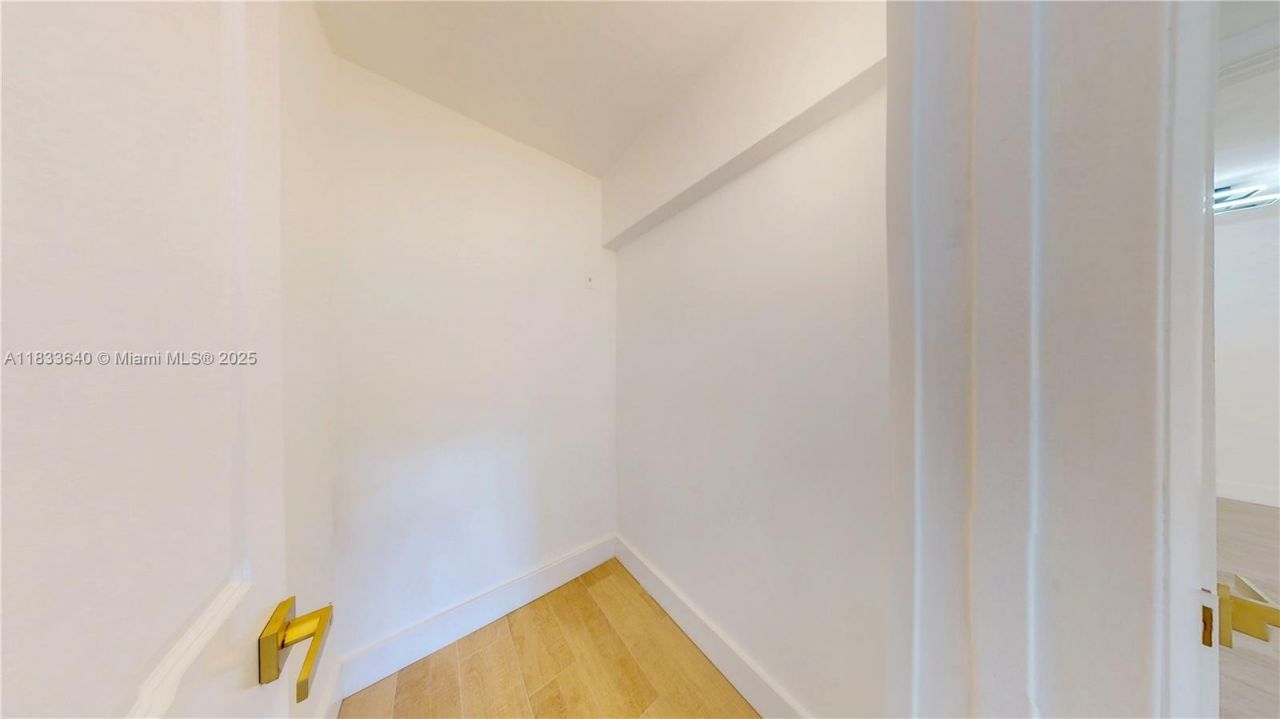 1333 E Hallandale Beach Blvd, Unit 326, Hallandale Beach, FL 33009 Photo