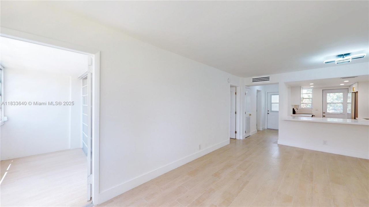 1333 E Hallandale Beach Blvd, Unit 326, Hallandale Beach, FL 33009 Photo