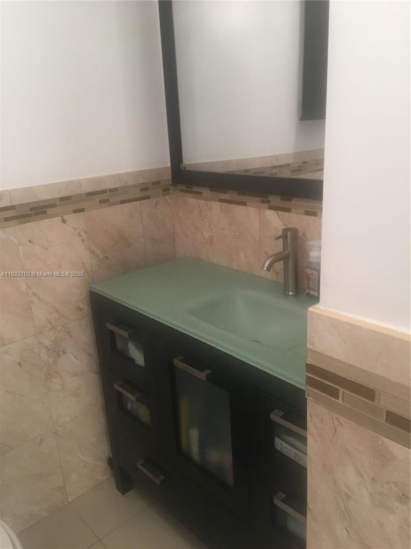 1750 NE 115th St, Unit 608, Miami, FL 33181 Photo