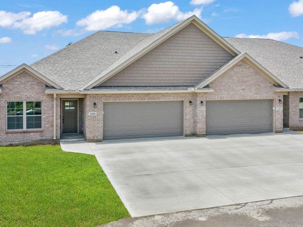 1160 Waterloo Street, Troy, OH 45373