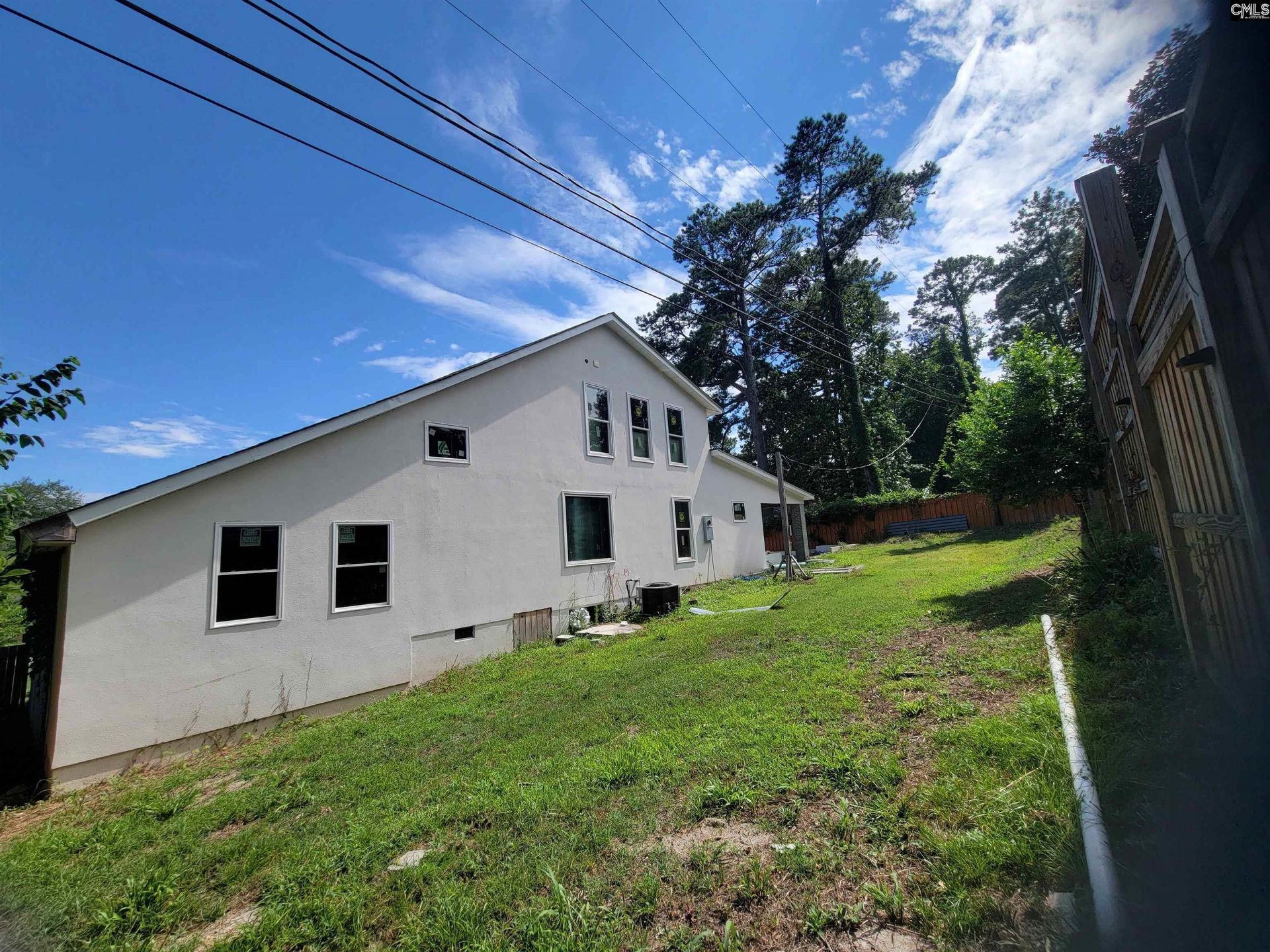 6109 Fitzgibbon Drive Photo 5