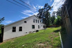 6109 Fitzgibbon Drive photo 4