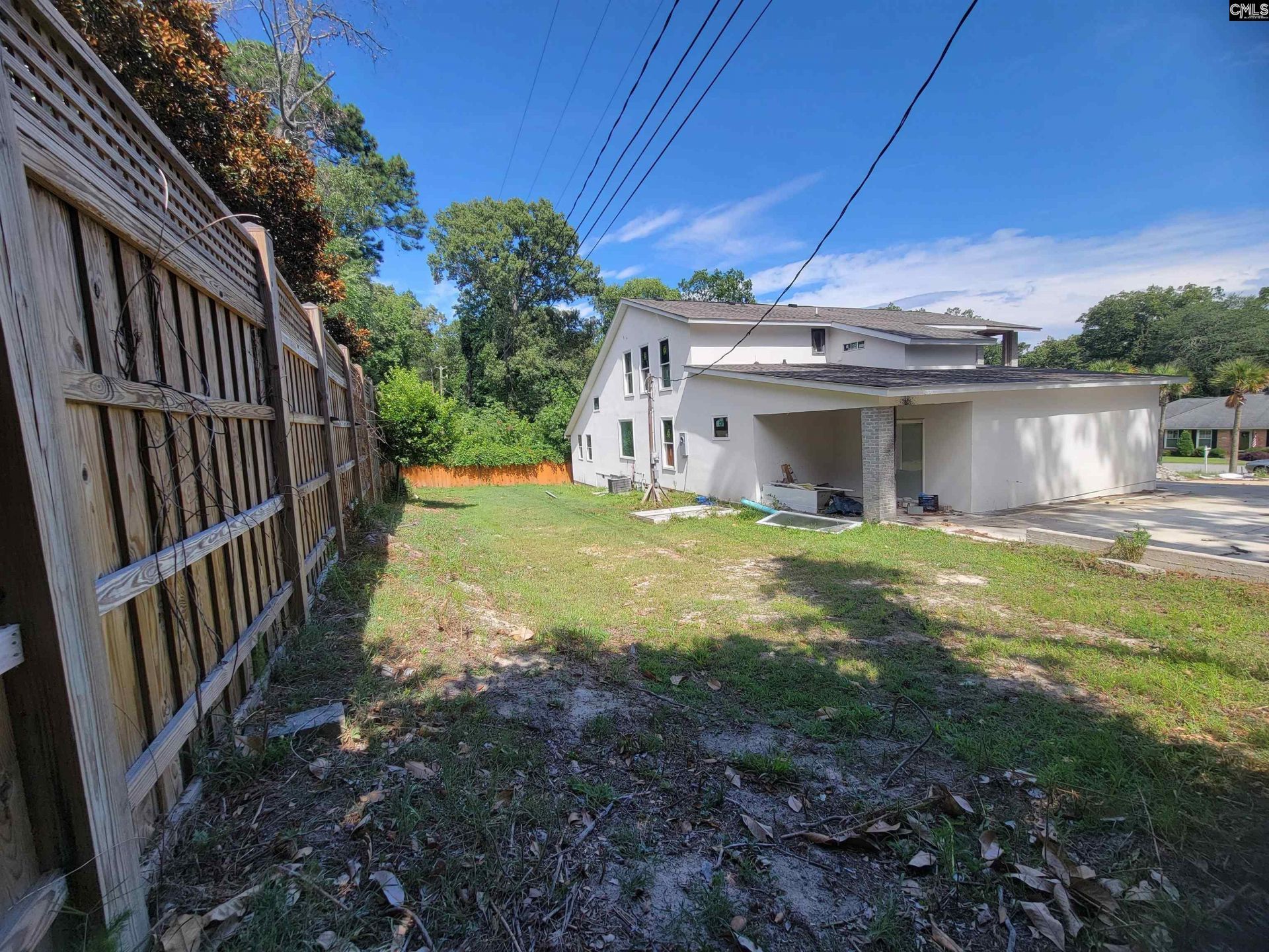 6109 Fitzgibbon Drive Photo 8