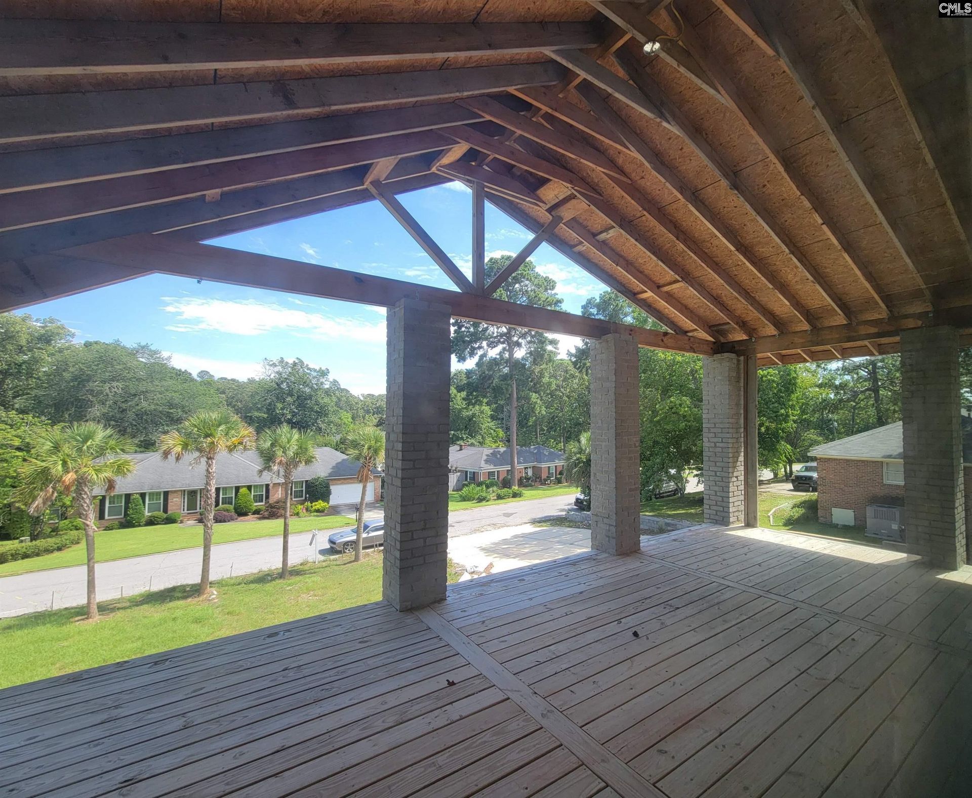 6109 Fitzgibbon Drive Photo 9