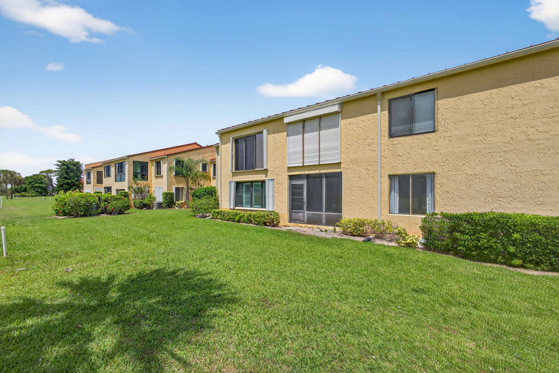 5335 SE Miles Grant Road, Unit 102, Stuart, FL 34997 Photo