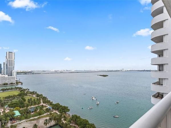 1717 N Bayshore Drive, Unit 3040, Miami, FL 33132