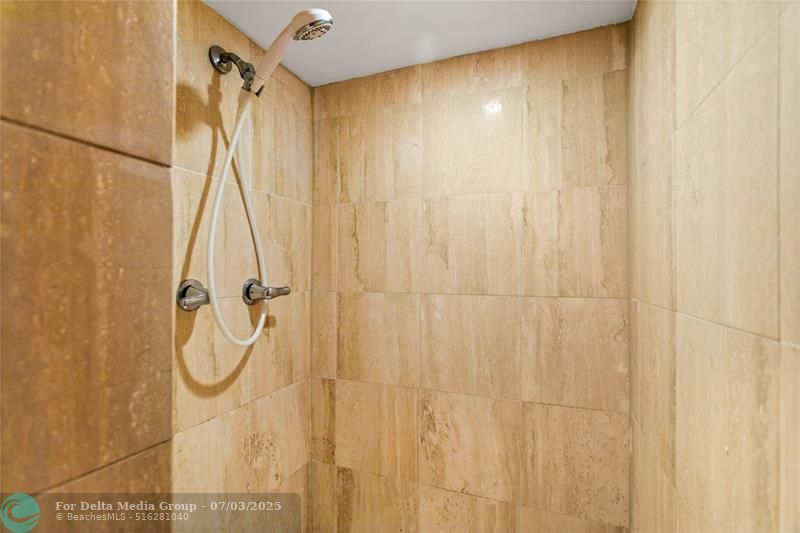 1717 N Bayshore Drive, Unit 3040, Miami, FL 33132 Photo