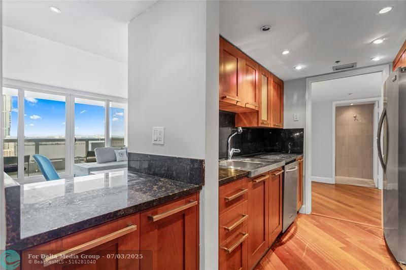 1717 N Bayshore Drive, Unit 3040, Miami, FL 33132 Photo