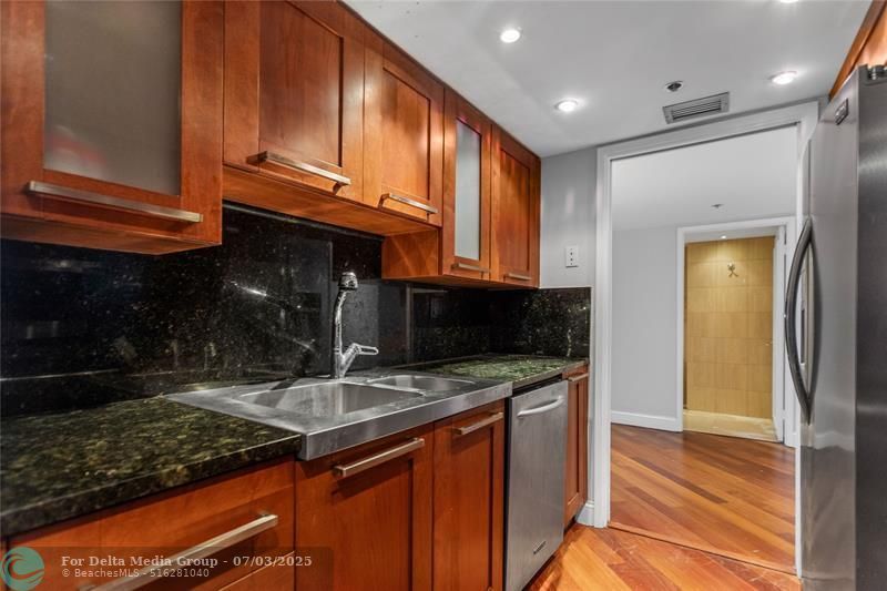 1717 N Bayshore Drive, Unit 3040, Miami, FL 33132 Photo