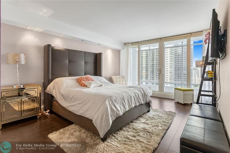 1717 N Bayshore Drive, Unit 3040, Miami, FL 33132 Photo