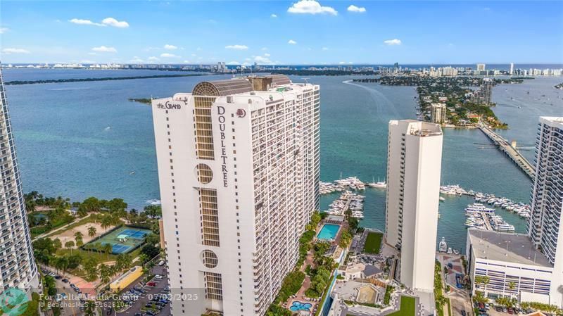 1717 N Bayshore Drive, Unit 3040, Miami, FL 33132 Photo