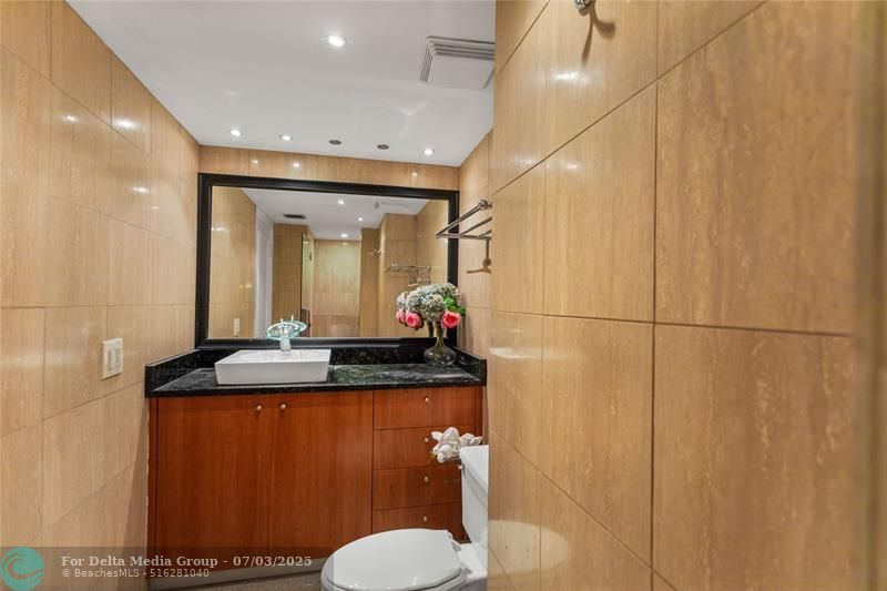 1717 N Bayshore Drive, Unit 3040, Miami, FL 33132 Photo