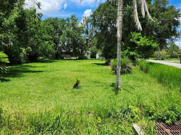 4TH AVENUE, SAN ANTONIO, FL 33576
